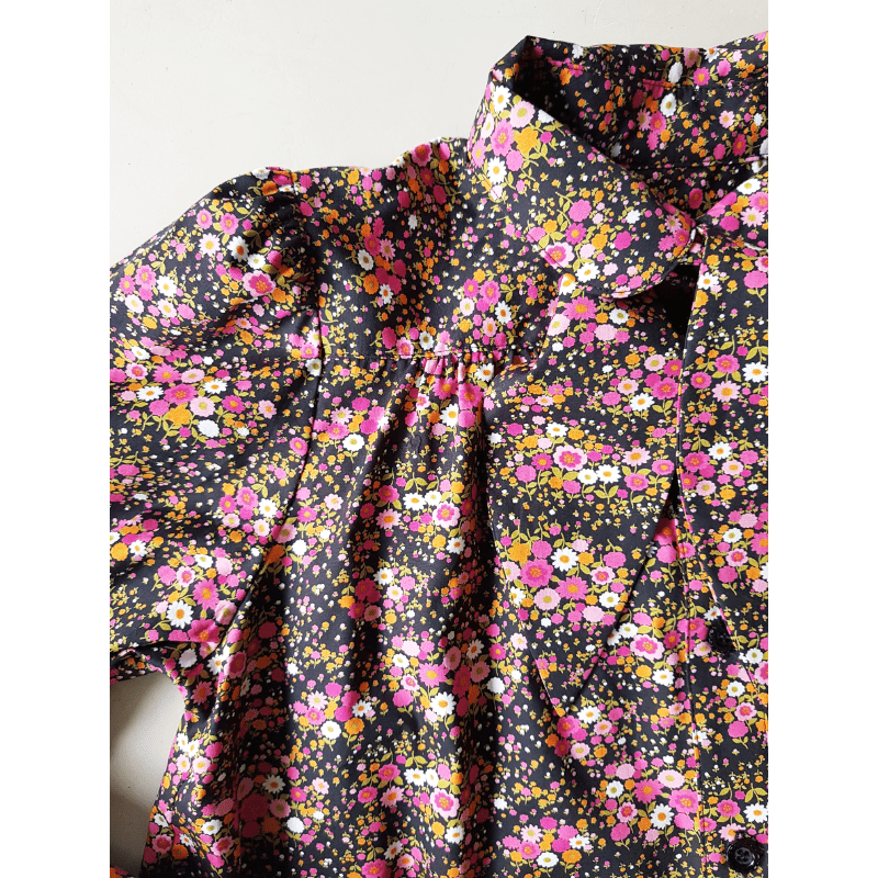 Prairie Shirt with neck tie Black Floral